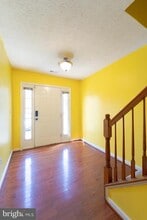 Building Photo - 104 Stingray Ct