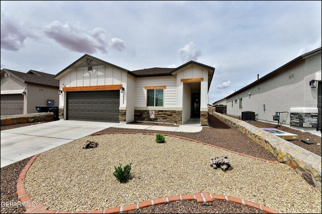 Building Photo - 15237 Ambition Ave
