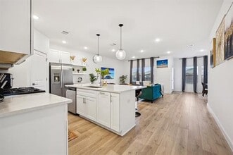 Building Photo - 2616 Ontario Dr Building Photo - 2616 Ontario Dr