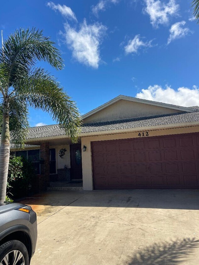 Foto principal - 412 SW Sansom Ln