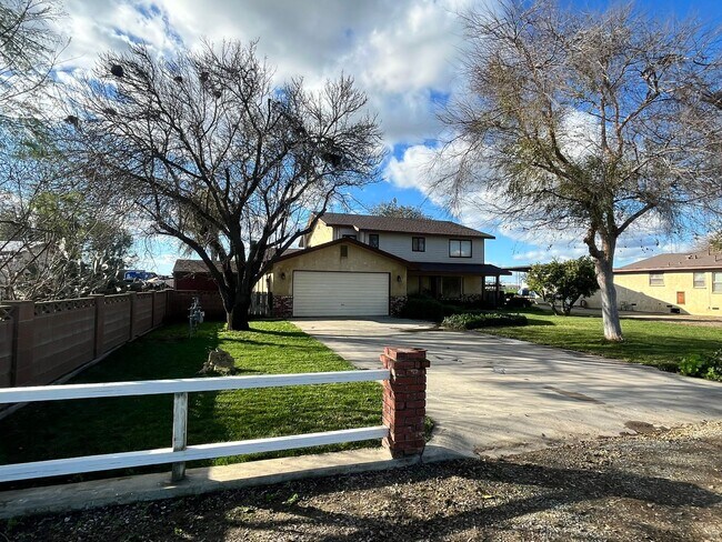 Foto del edificio - 19673 Rd 124