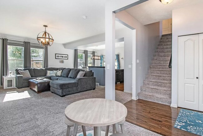 Foto del edificio - Beautiful 4 Bedroom In Elkhorn South!!
