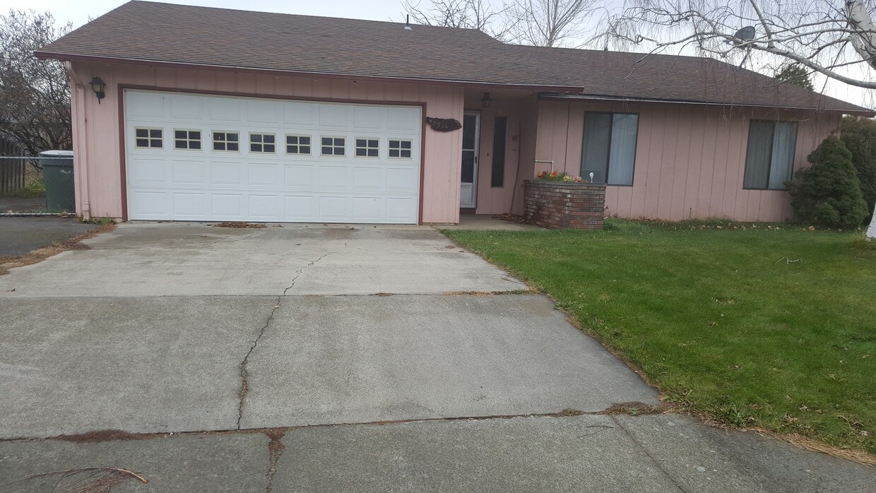 516 NE 9th Ct, MiltonFreewater, OR 97862 House for Rent in Milton