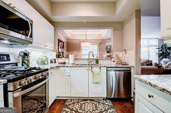 Foto del edificio - 3636 Habersham Rd NW