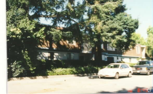 Primary Photo - 150 Giffin Rd