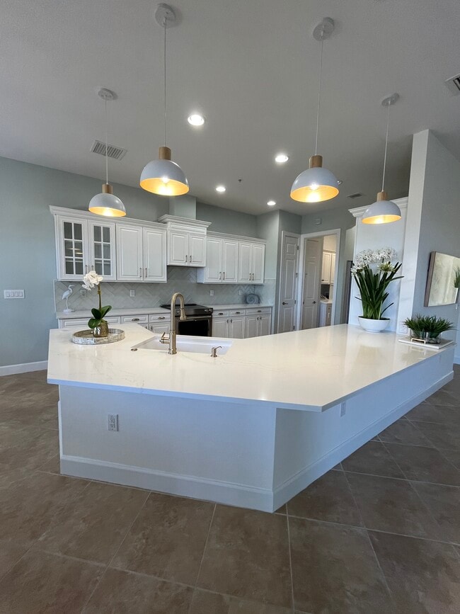 Building Photo - 7877 Clemson St