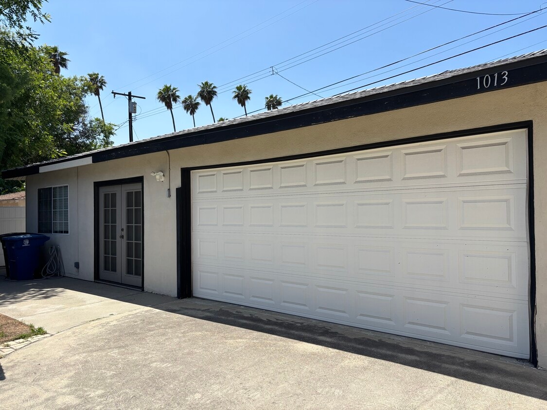 Primary Photo - 1013 E Santa Anita Ave