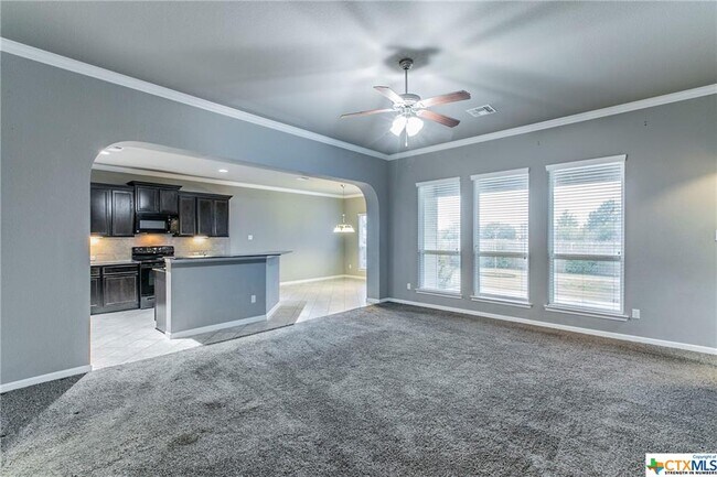 Building Photo - 1603 Neuberry Cliffe
