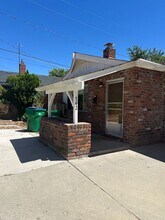 Building Photo - 740 Kirman Ave