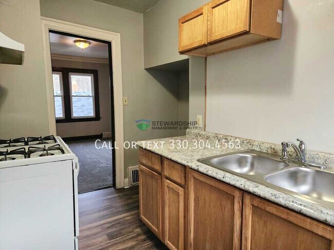 Foto del edificio - 916-918 Peckham St.-918