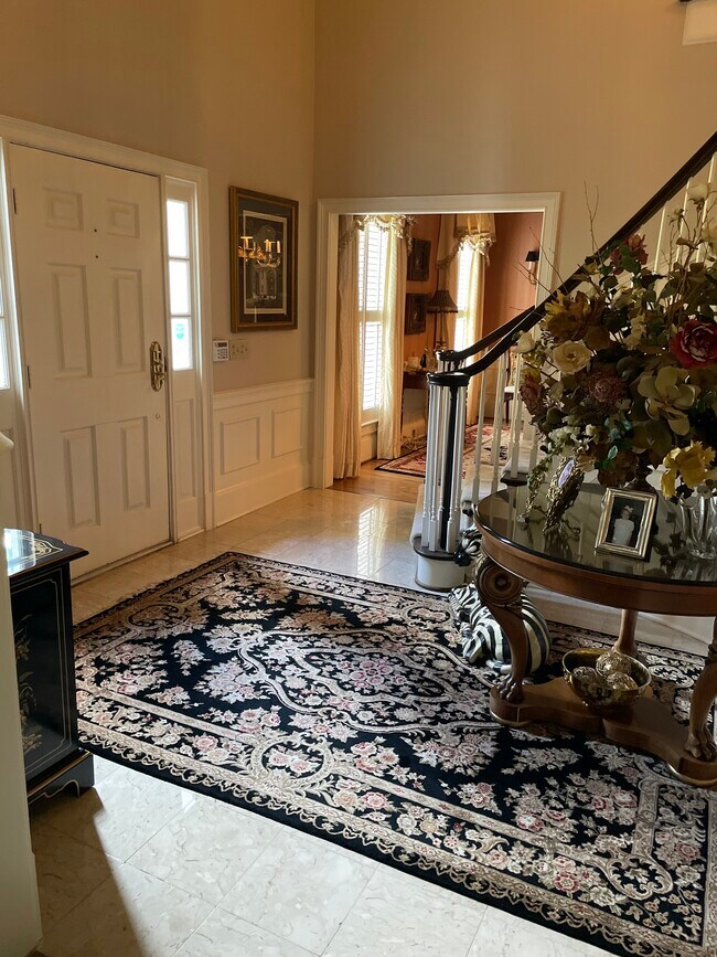Foto del edificio - 1640 Lazy River Ln