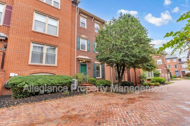 Building Photo - 520 Colecroft Ct