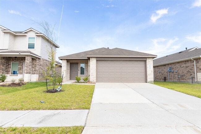 Building Photo - 24330 Saddlestone Green Dr