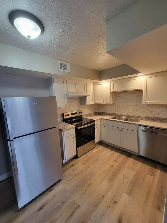 Building Photo - 2770 Tech Dr