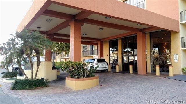 290 174 Street, Unit 417, Sunny Isles Beach - 290 174 Street, Unit 417, Sunny Isles Beach House