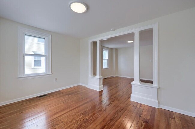 Foto del edificio - 1202 Baltimore St