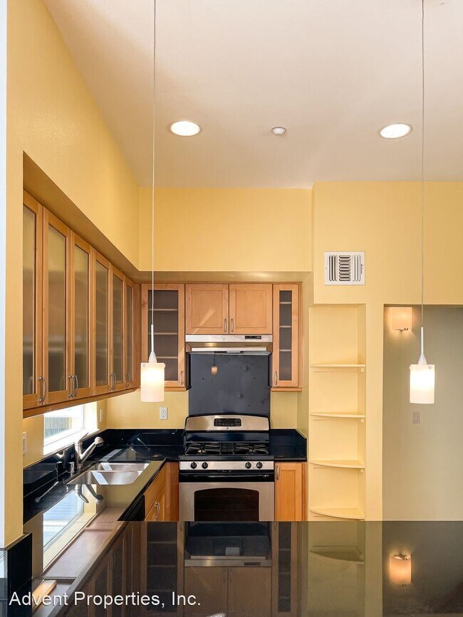 Building Photo - 2 br, 2.5 bath House - 58 Loop 22