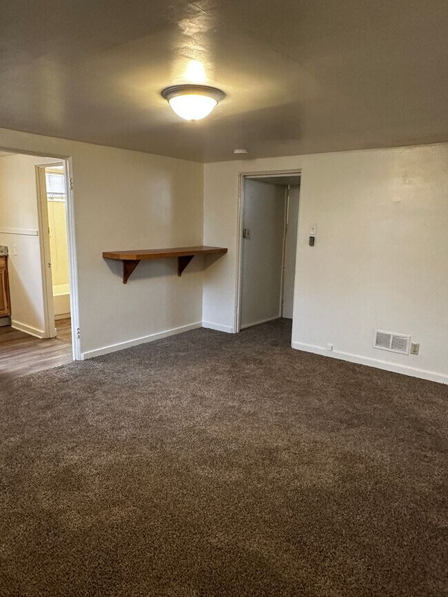 Foto del edificio - 1809 10th Ave