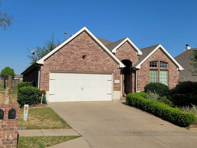 Foto del edificio - 5833 Tuleys Creek Dr
