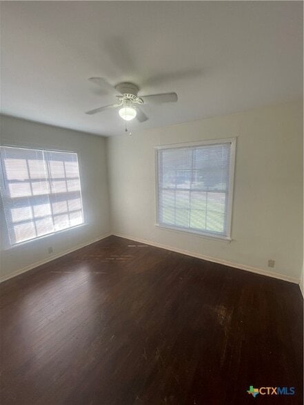 Building Photo - 1610 Travis Ave