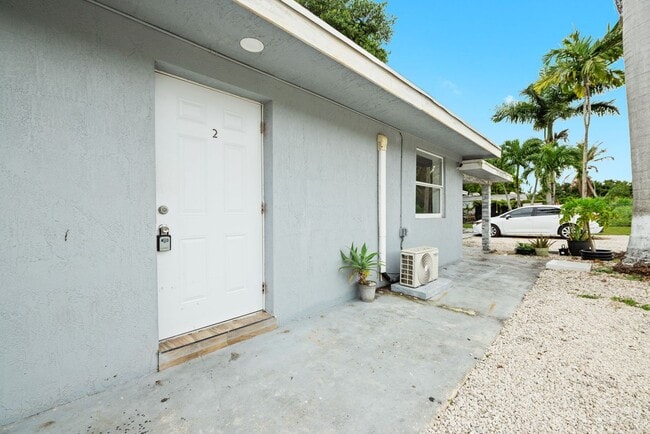 Foto del edificio - 10990 NW 18th Ave
