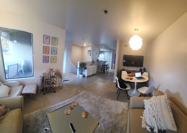 Foto del edificio - 1239 Foothill Blvd