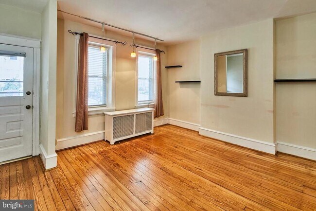 Foto del edificio - 1607 W 9th St