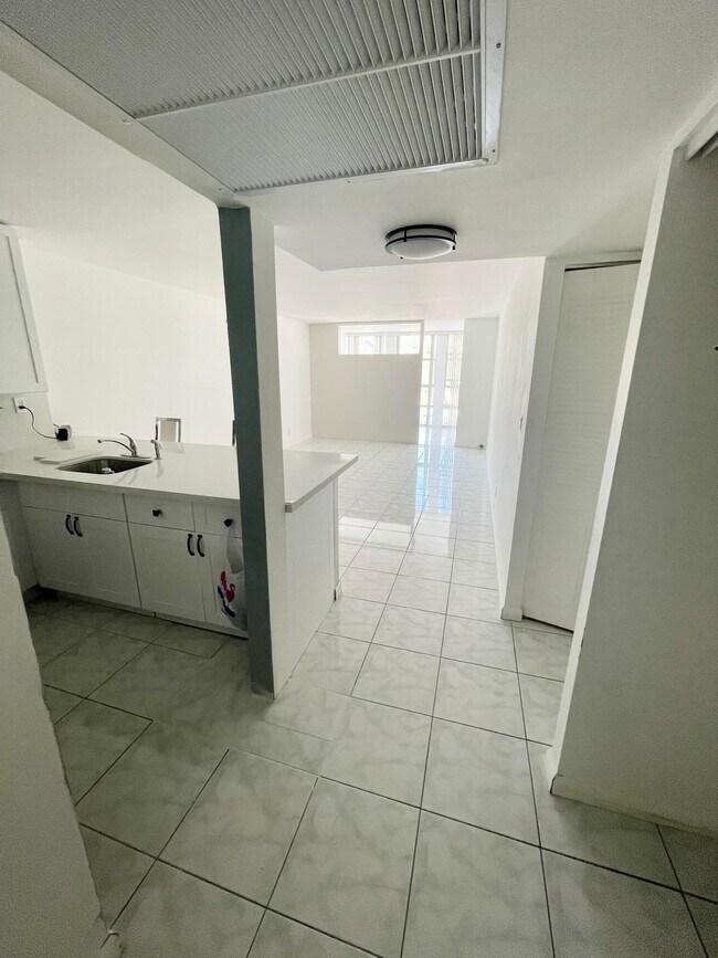 Foto del edificio - 2000 Atlantic Shores Blvd