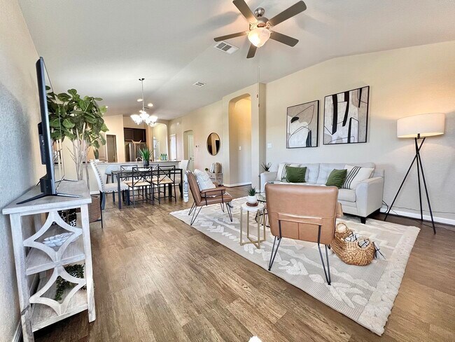 Foto del edificio - 11235 Silver Rose