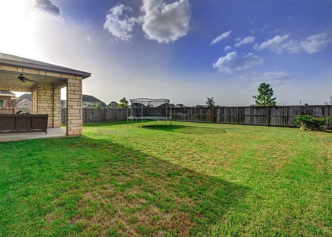 Building Photo - 26814 Lindenwood Creek Ln
