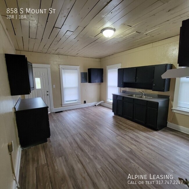 Foto del edificio - Westsiders - Must See 3BR House!