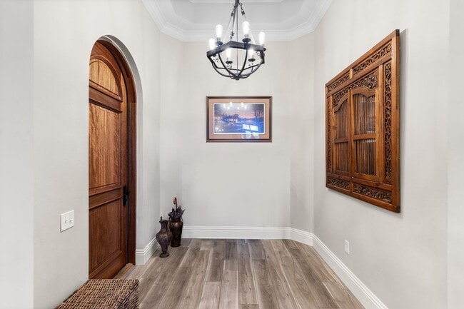 Building Photo - ** ROYAL HARBOR ** 3 BED / 3.5 BATH - TOWN...