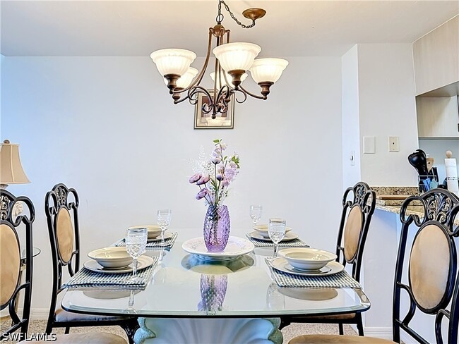 Building Photo - 15171 Cedarwood Ln