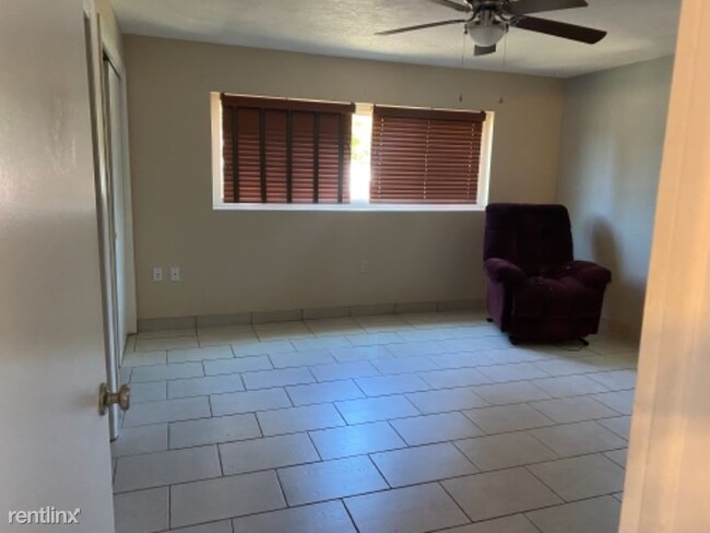 Foto del edificio - 2 br, 1 bath House - 53 S Jefferson St