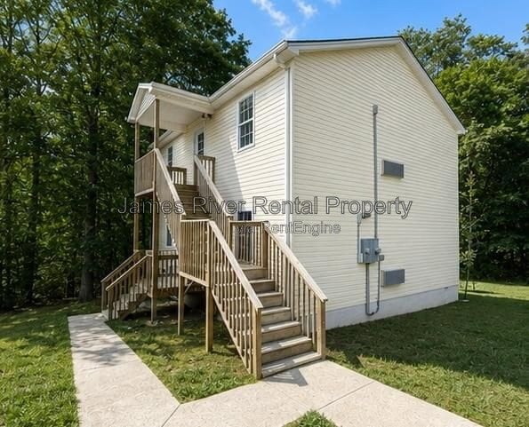 Foto del edificio - 14109 Red House Rd