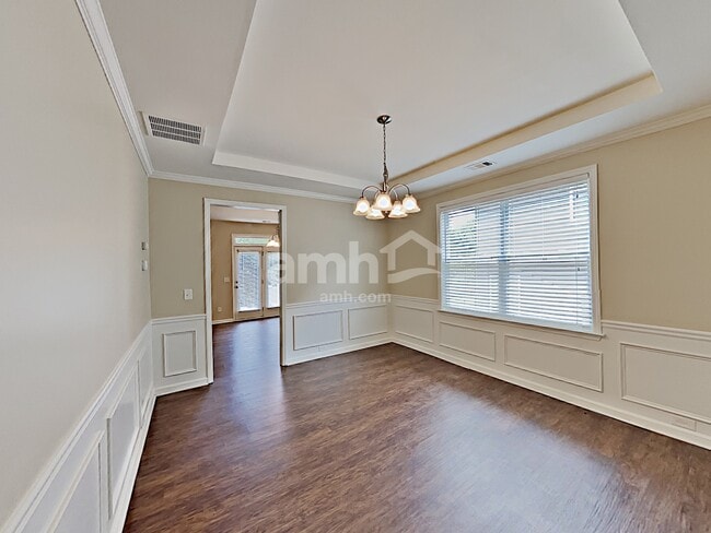 Building Photo - 55 Palisades Dr