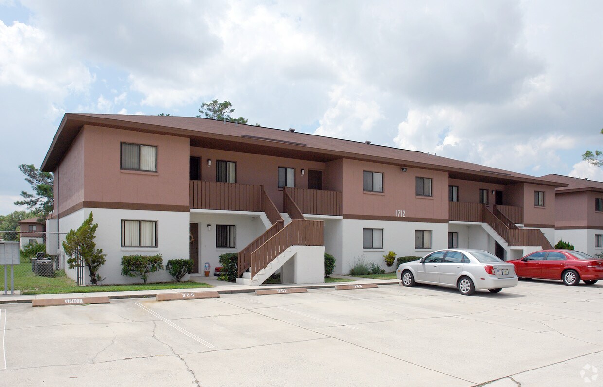 Foto principal - 1712 University Ln