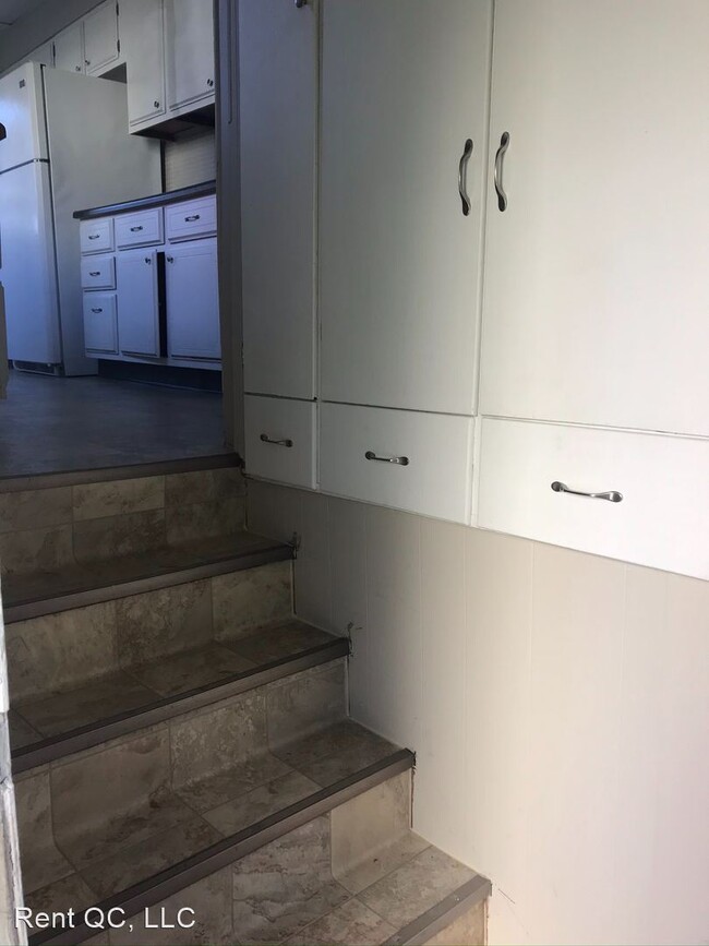 Foto del edificio - 2 br, 1 bath House - 2415 12th Ave