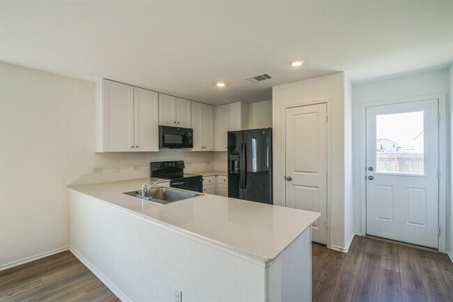 Foto del edificio - 505 Sergeant Murphy Rd