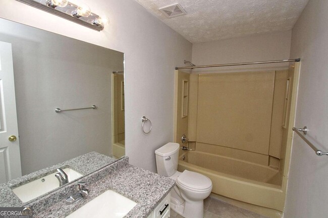 Building Photo - 461 Onyx Ct