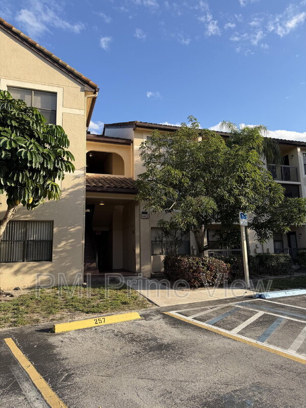 Building Photo - 4401 W McNab Rd