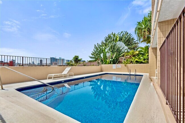 Piscina - 1524 Pensacola St
