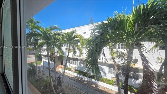Building Photo - 7629 Dickens Ave