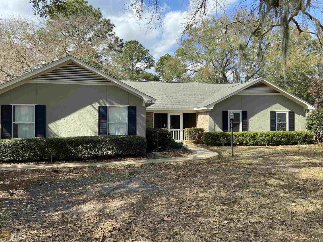 Primary Photo - 2706 Plantation Dr