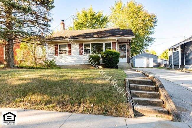 Building Photo - 811 Goshen Ave