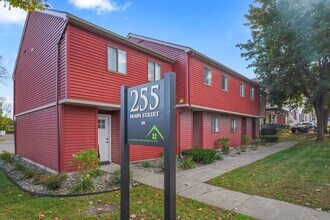 255 Main St