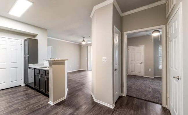 Building Photo - 1 bedroom in Grand Prairie TX 75050