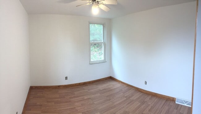 Building Photo - 1128 Woodbine St
