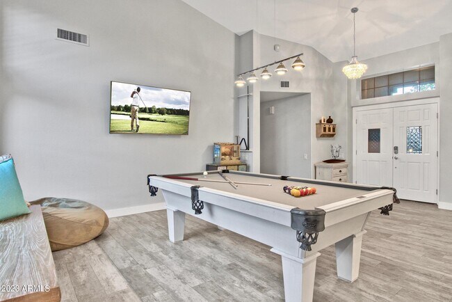 Foto del edificio - 5714 E Paradise Ln