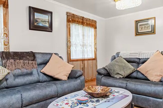 Foto del edificio - 430 E 184th St